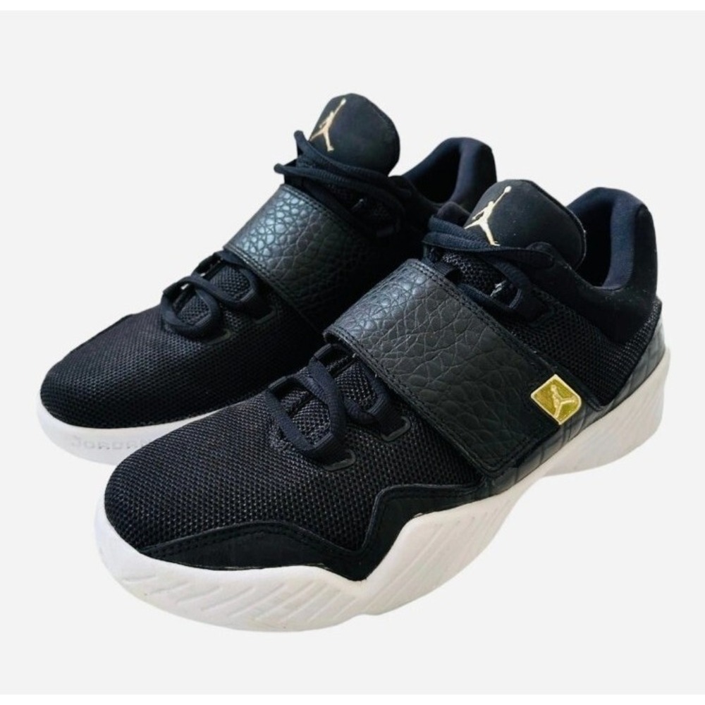 Boys Jordans J23 7 Black Sneakers lace up Fly Athletic